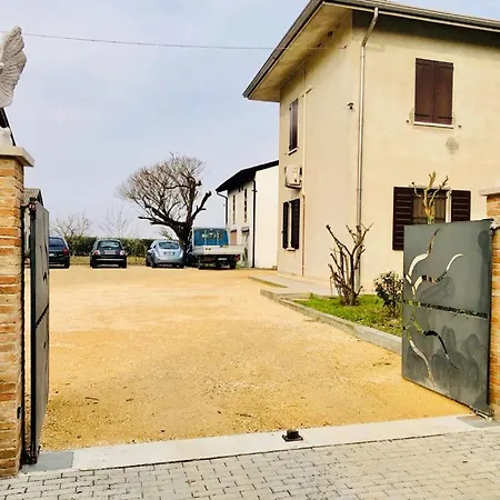 Ermanna Oda ve Kahvaltı Mantua